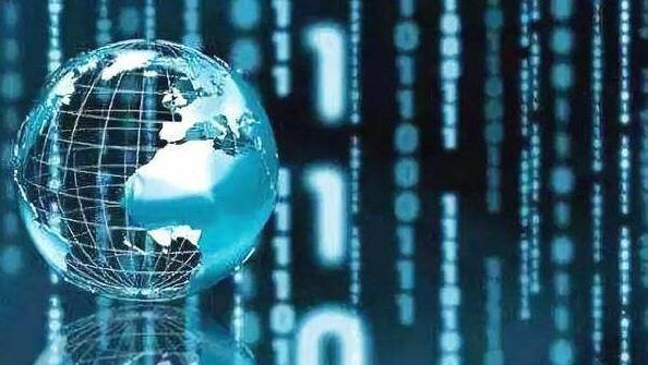 人工智能与通用计算机程序的核心分野——从技术原理到应用实践的剖析